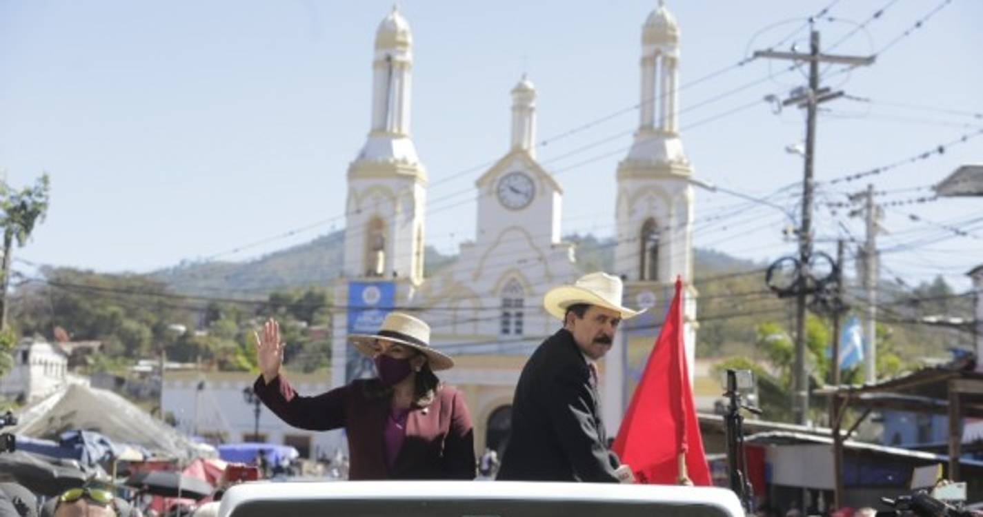 Xiomara Castro: "Hoje começa o Governo do povo nas Honduras"