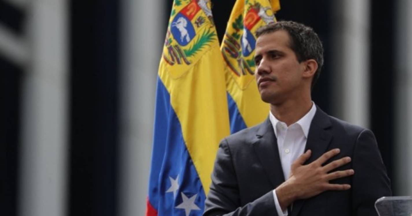 Guaidó procura apoio nos Estados Unidos mas pretende regressar à Venezuela
