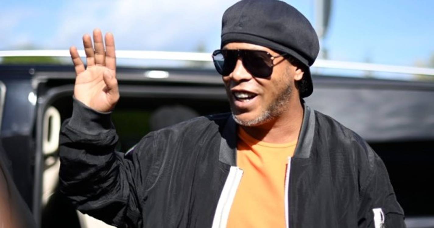 Brasileiro Ronaldinho volta a faltar a comissão parlamentar em caso de fraude