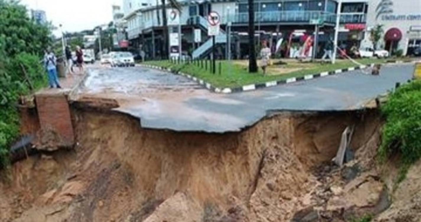 Não há conhecimento de vítimas portuguesas nas cheias no Kwazulu-Natal
