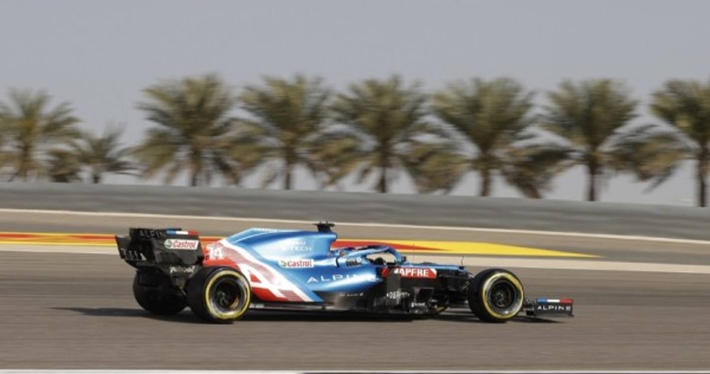 Papel de sanduiche provocou abandono de Fernando Alonso no GP do Bahrain de F1