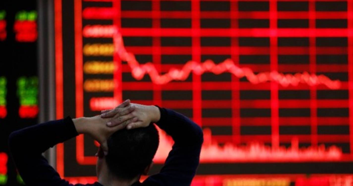 Euro cai face ao dólar pela segunda sessão consecutiva