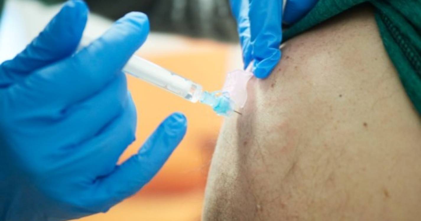 Covid-19: Espanha já tem mais de 30% da sua população totalmente vacinada