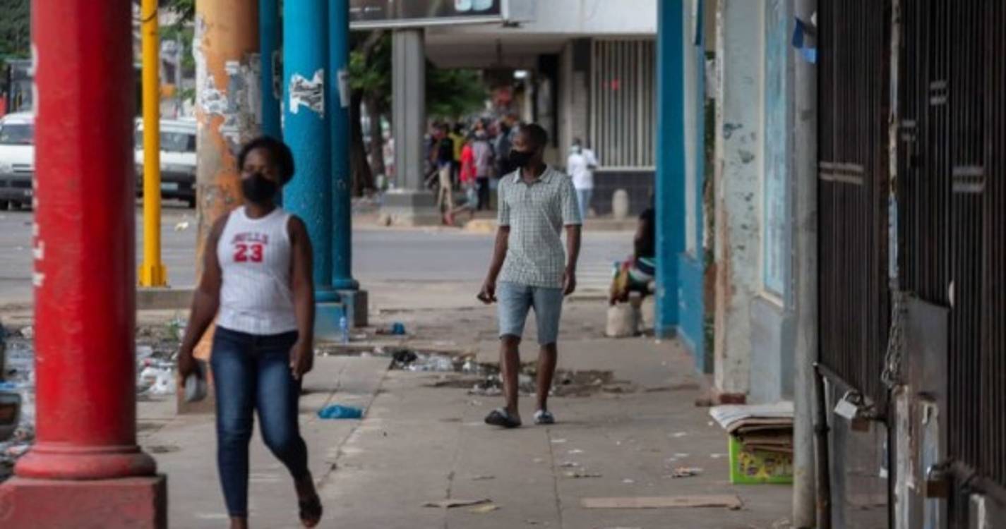 Autoridades moçambicanas retêm 21 imigrantes ilegais na fronteira com África do Sul