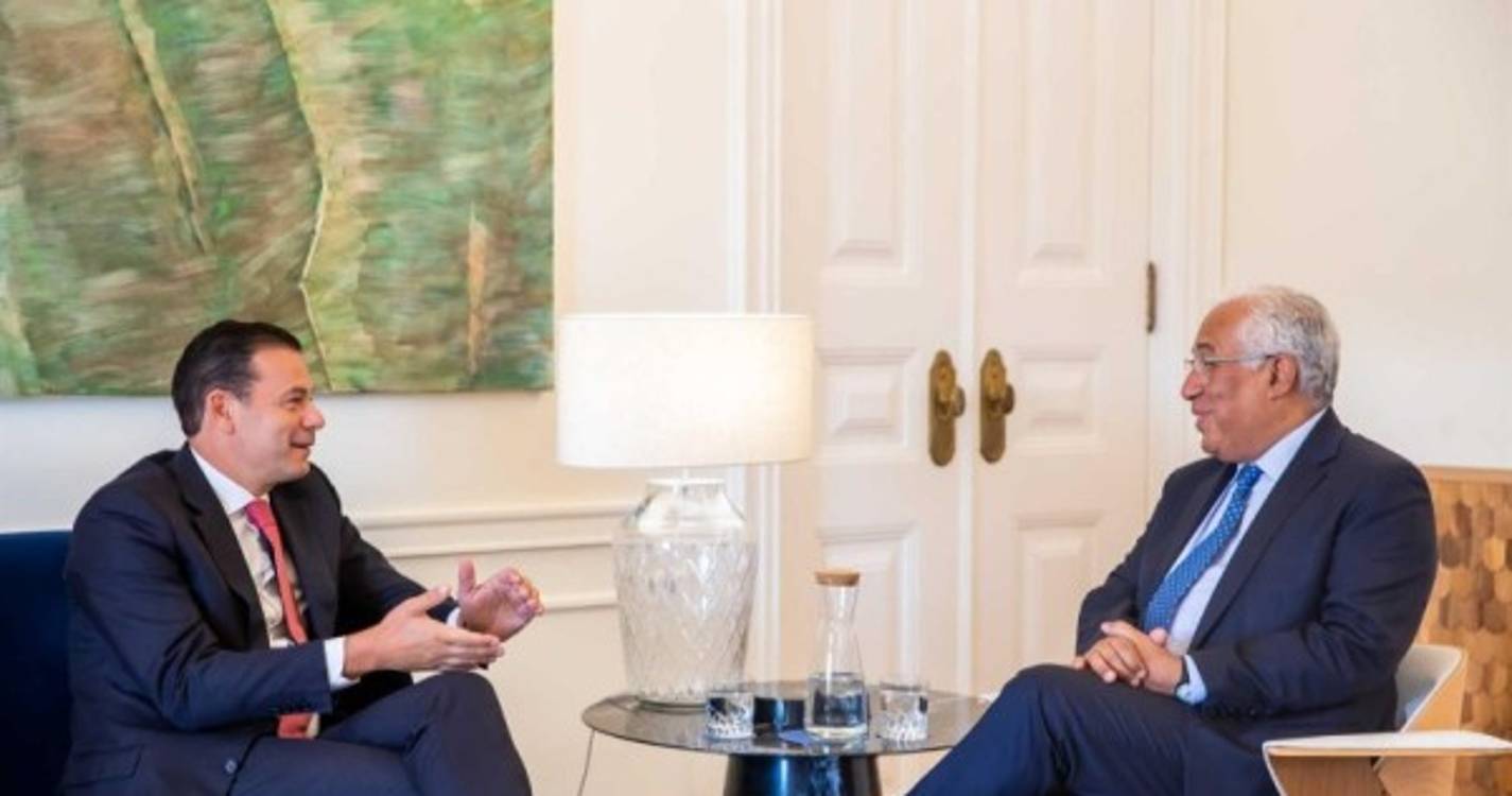 PS e PSD apresentam e discutem hoje projetos para revisão constitucional