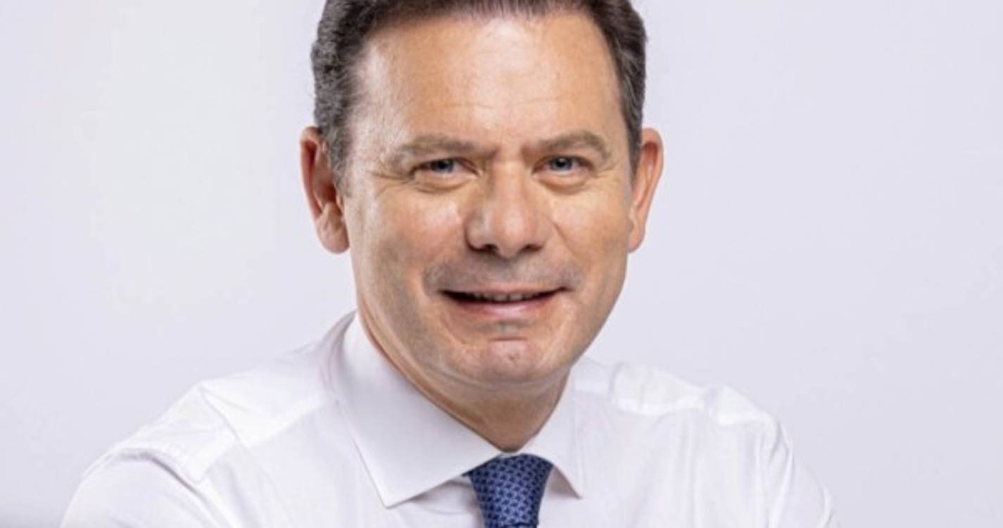 TAP: Líder do PSD diz que diretor financeiro &#34;mentiu ao parlamento&#34; e pede posição do Governo