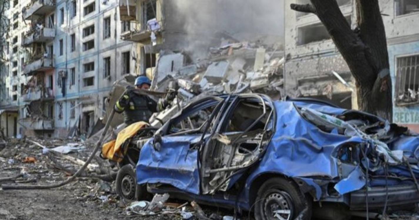 Ucrânia: Rússia volta a atacar Odessa e Kiev recebe ajuda militar