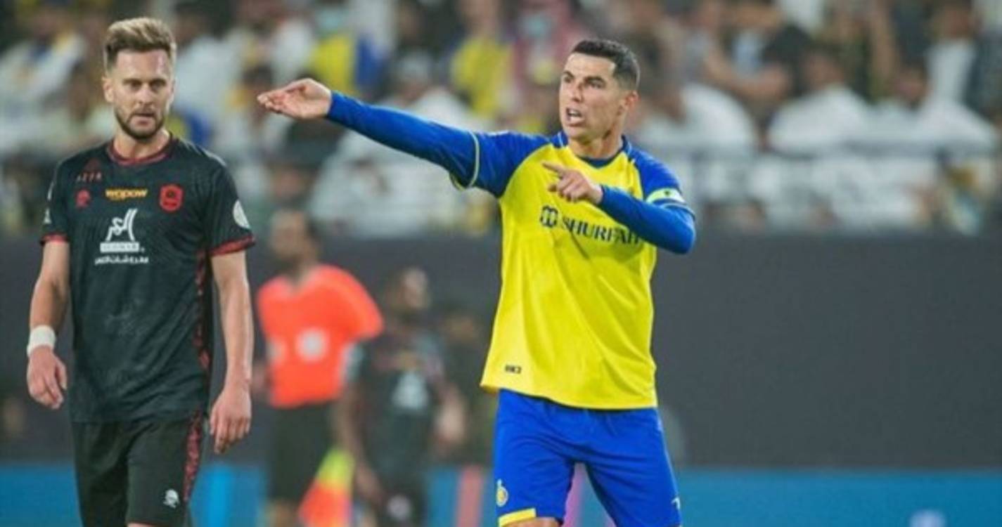 Arábia Saudita: Ronaldo fora do melhor onze da época