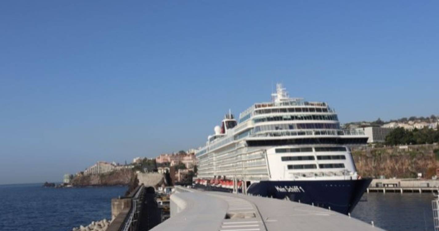 "Mein Schiff 1" traz 3.932 pessoas à Madeira