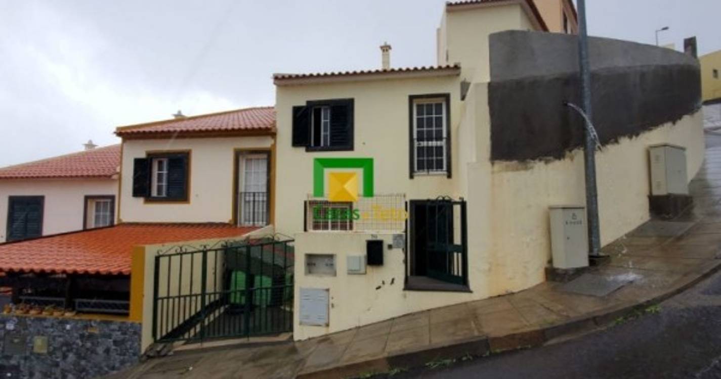 Moradia em Banda à venda em Gaula