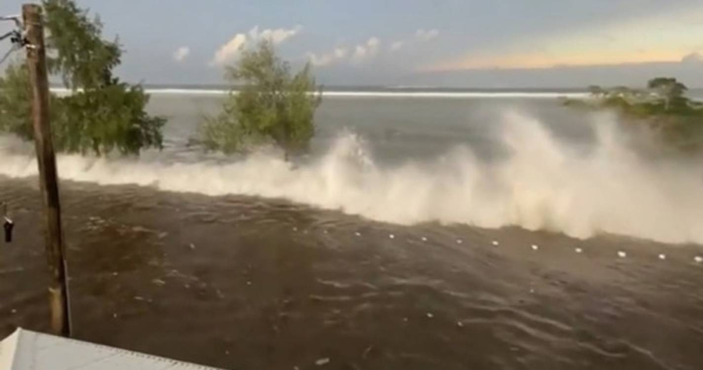 Ameaça de tsunami no Pacífico terminada, danos significativos em Tonga