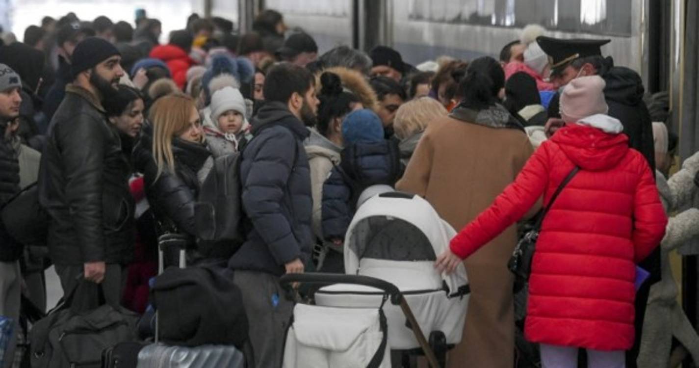 Ucrânia: 30.000 civis retirados de Mariupol durante uma semana