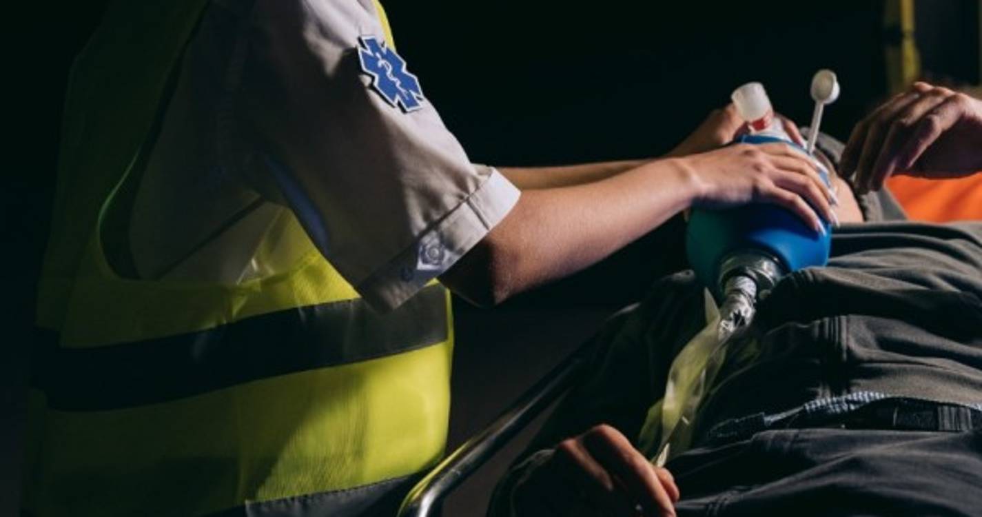 Mulher dispara sobre marido com doença terminal em hospital nos EUA