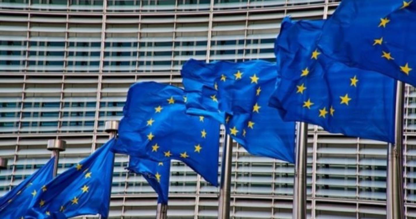 Autoridades europeias saúdam ações da Suíça para &#34;assegurar estabilidade financeira&#34;