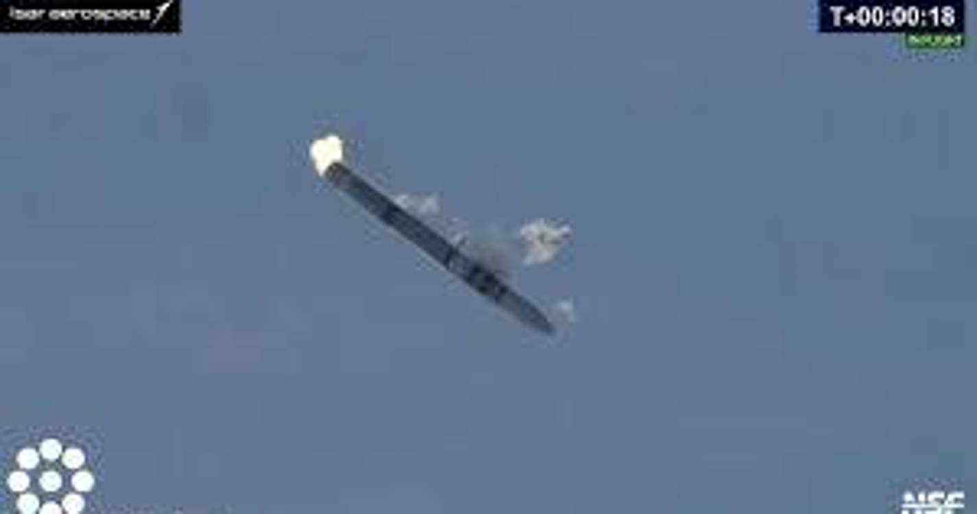 Despenha-se na Noruega primeiro foguetão orbital lançado da Europa continental (com vídeo)