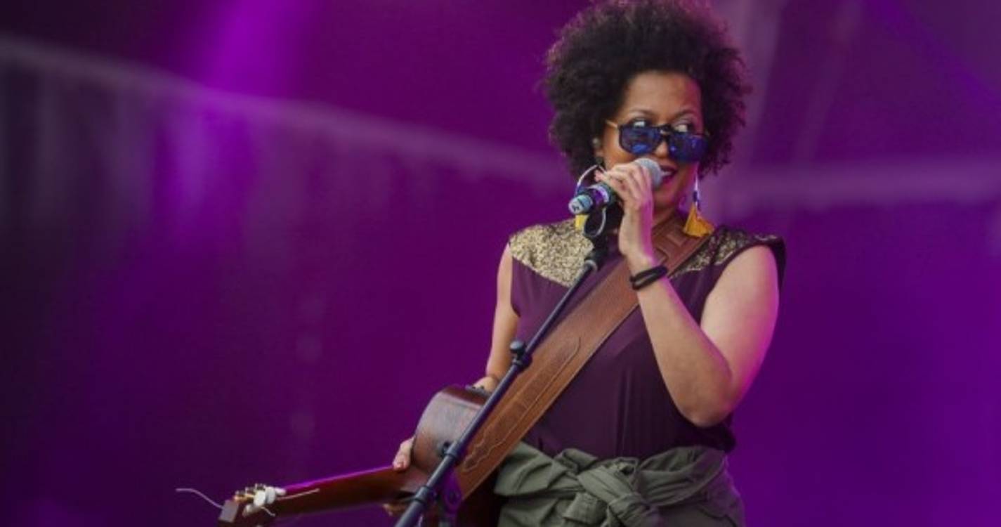 Câmara Municipal de Almada lamenta morte de Sara Tavares