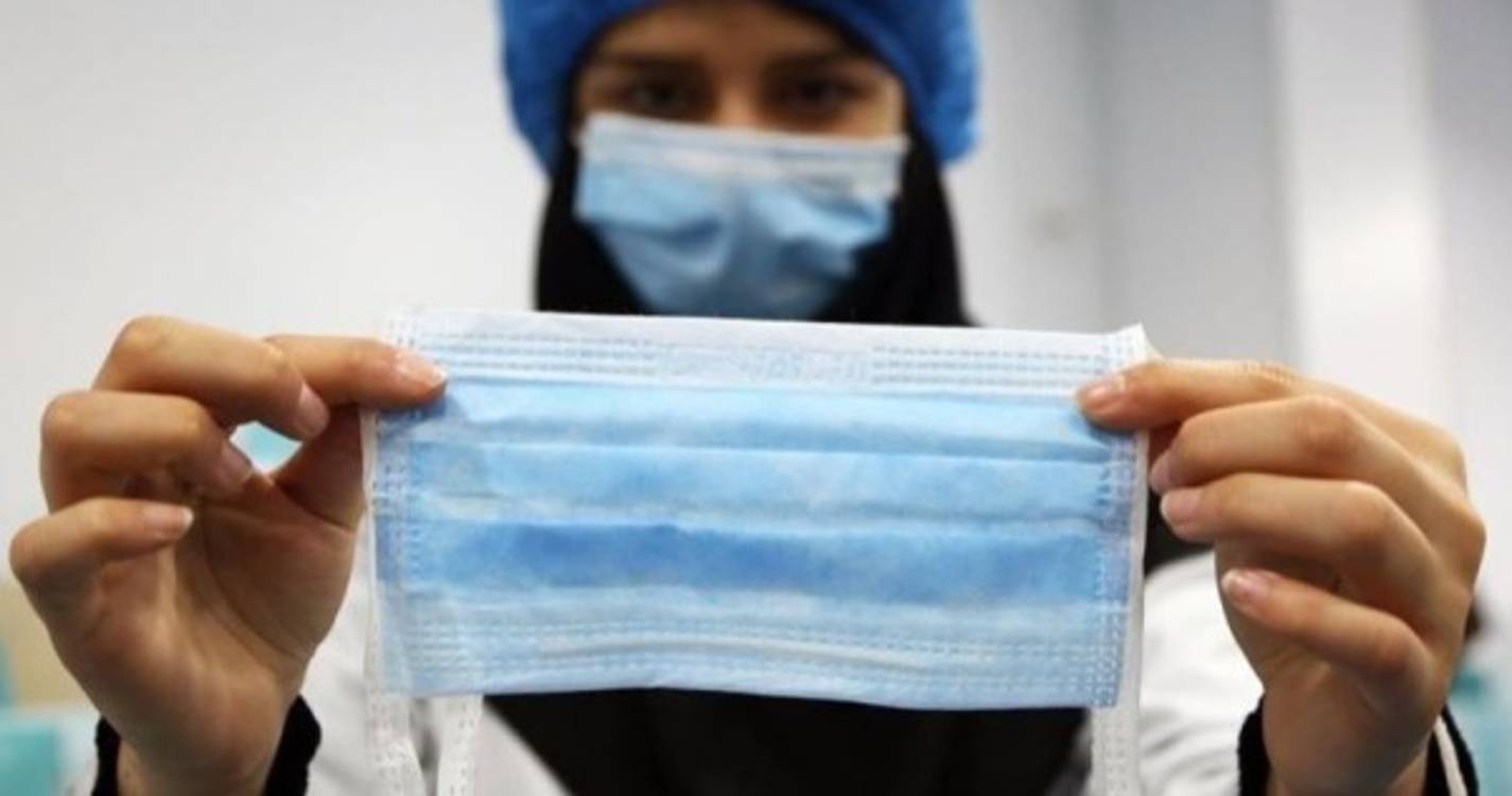 Covid-19: Máscara deixa de ser obrigatória na via pública em setembro no continente