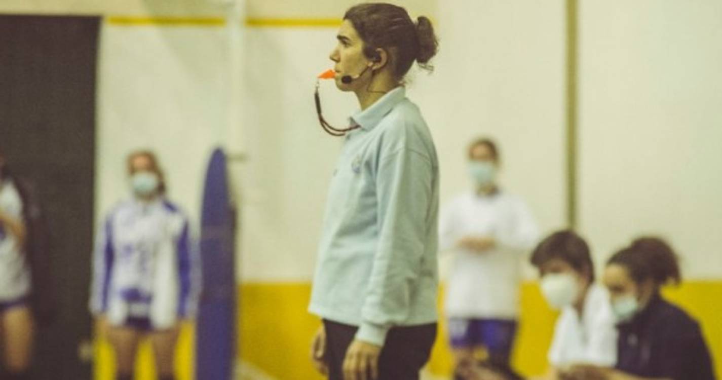 Cândida Sousa vai arbitrar nos campeonatos nacionais Universitário e de Cadetes Femininos de voleibol