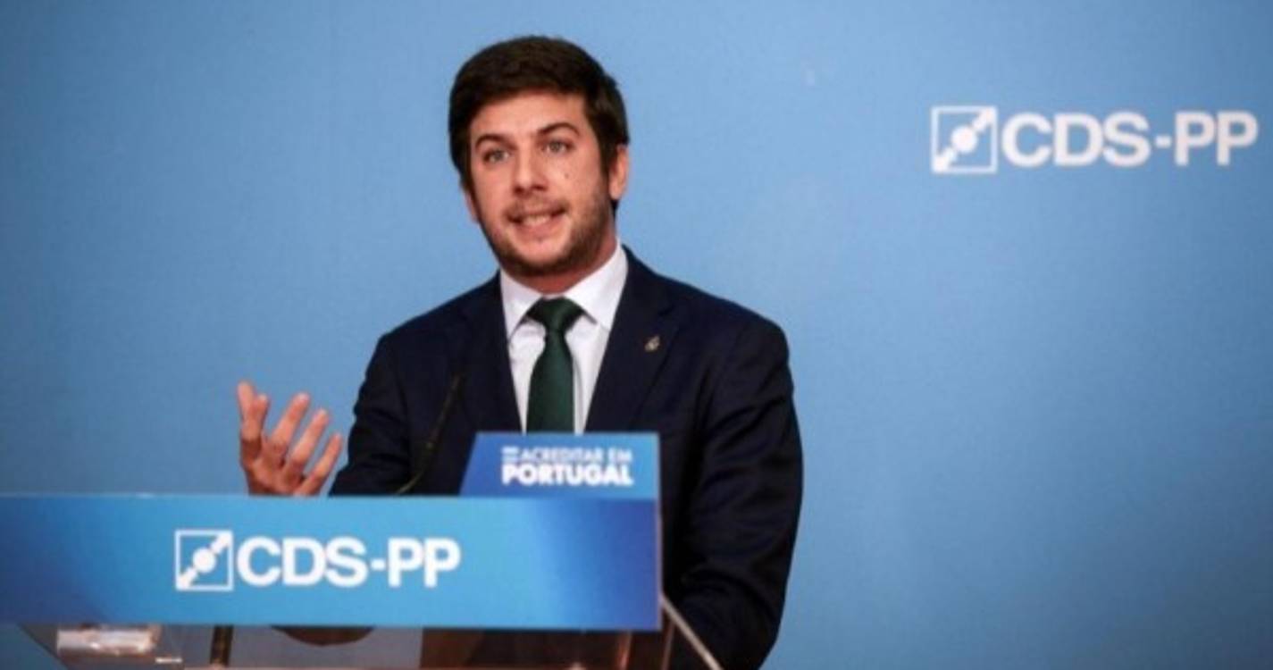 "Negociatas" do PS são "indecentes e muitíssimo graves", acusa o CDS