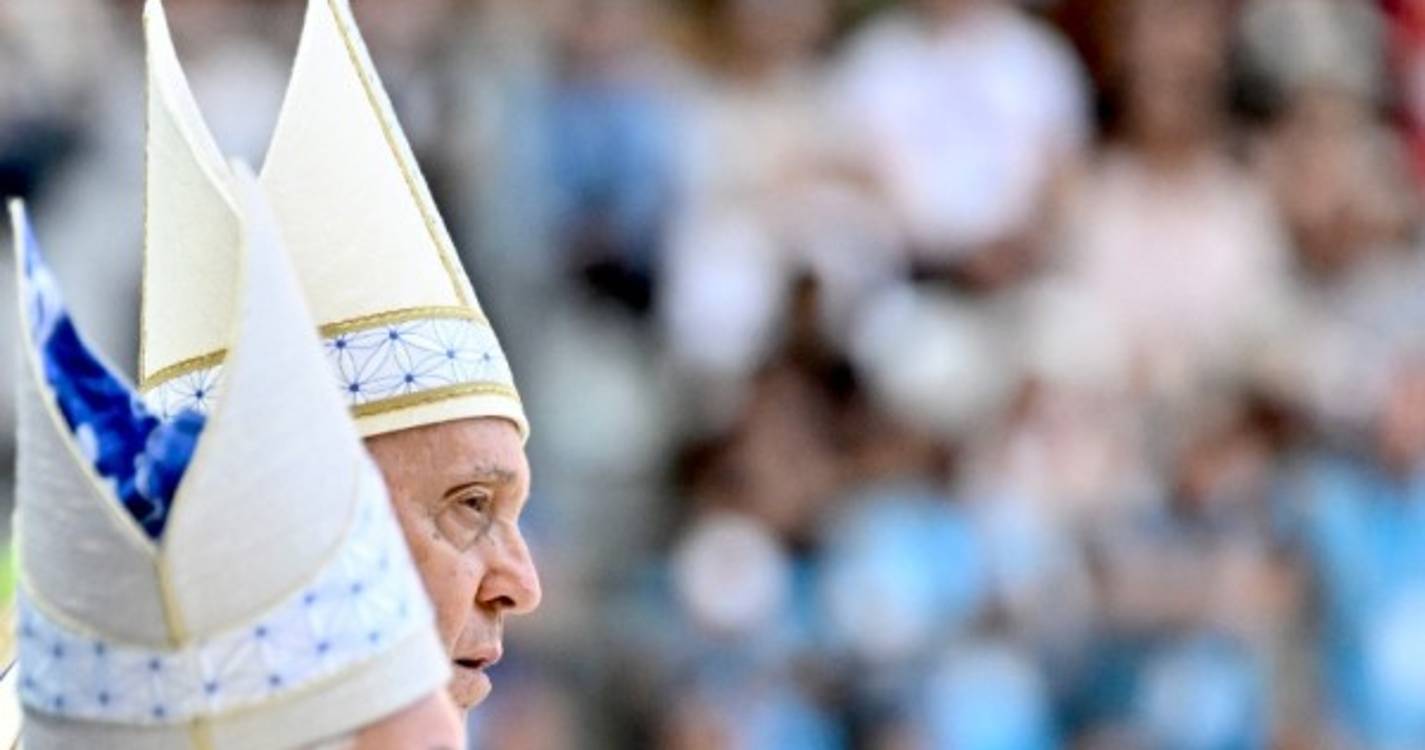 Ucrânia: Francisco preocupado com "marcha-atrás" de alguns países