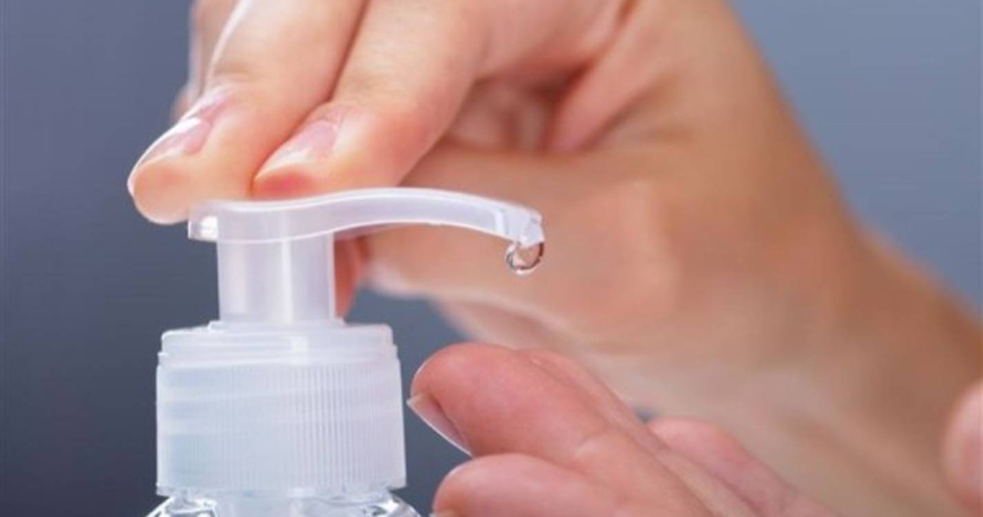 Wells garante eficácia de gel desinfetante que voltará a ser comercializado após novos testes