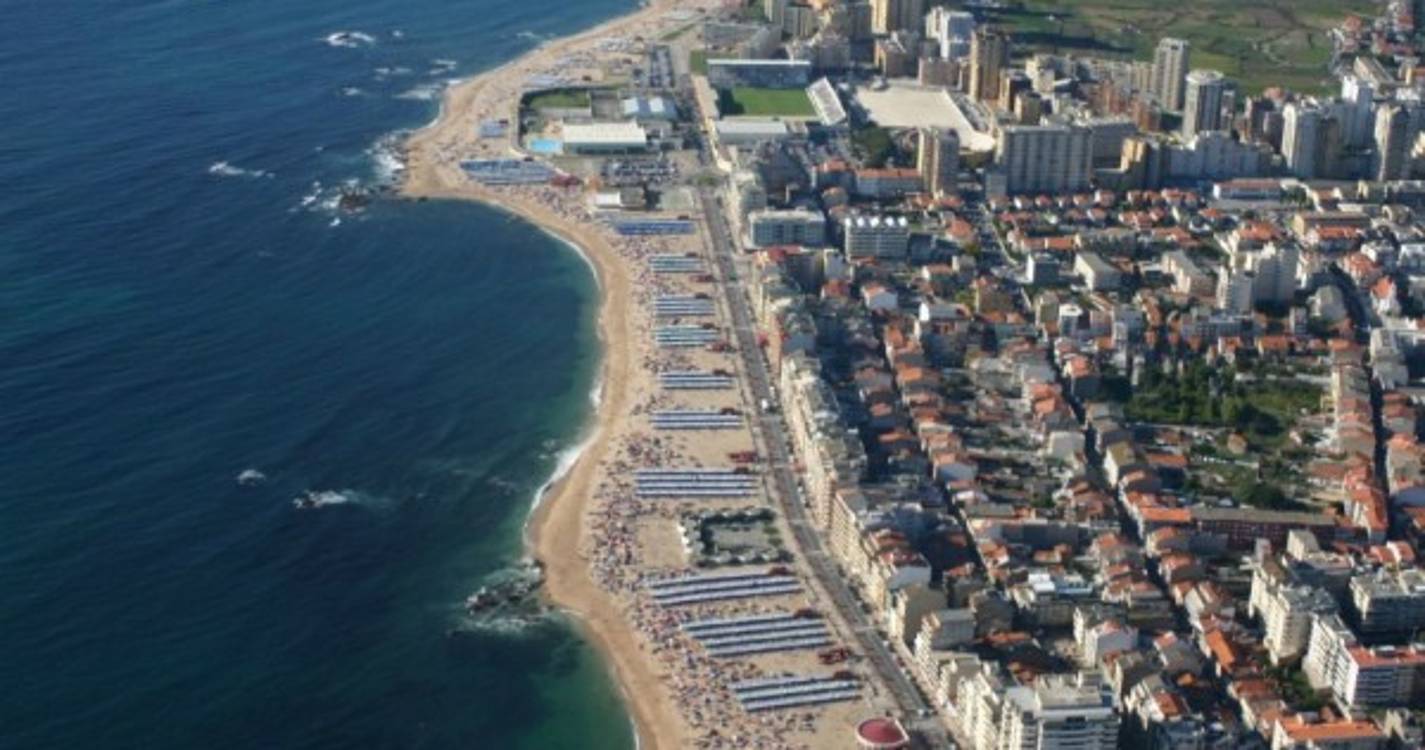 Mulher morre arrastada pelo mar na Póvoa de Varzim