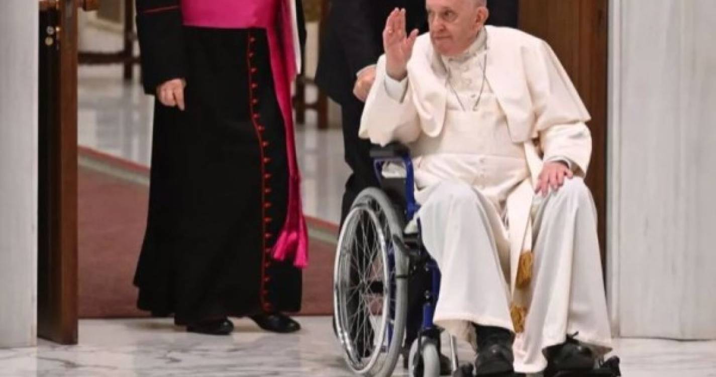 Papa Francisco sem renúncia à vista apesar de problemas físicos
