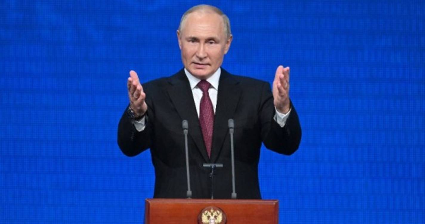 Putin exclui críticos da sua liderança do Conselho de Direitos Humanos do Kremlin