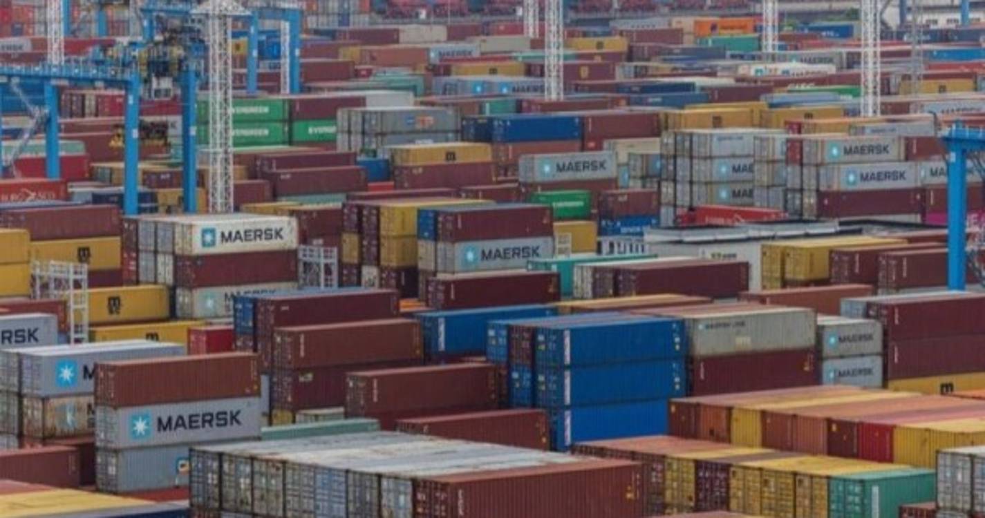 Exportações aumentaram 20,3% em fevereiro e importações cresceram 42,3%