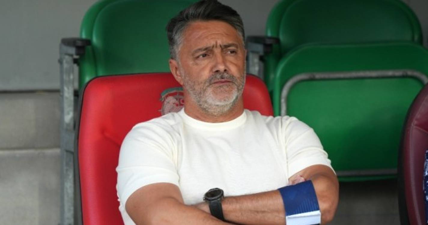 Vizela oficializa saída do treinador Tulipa