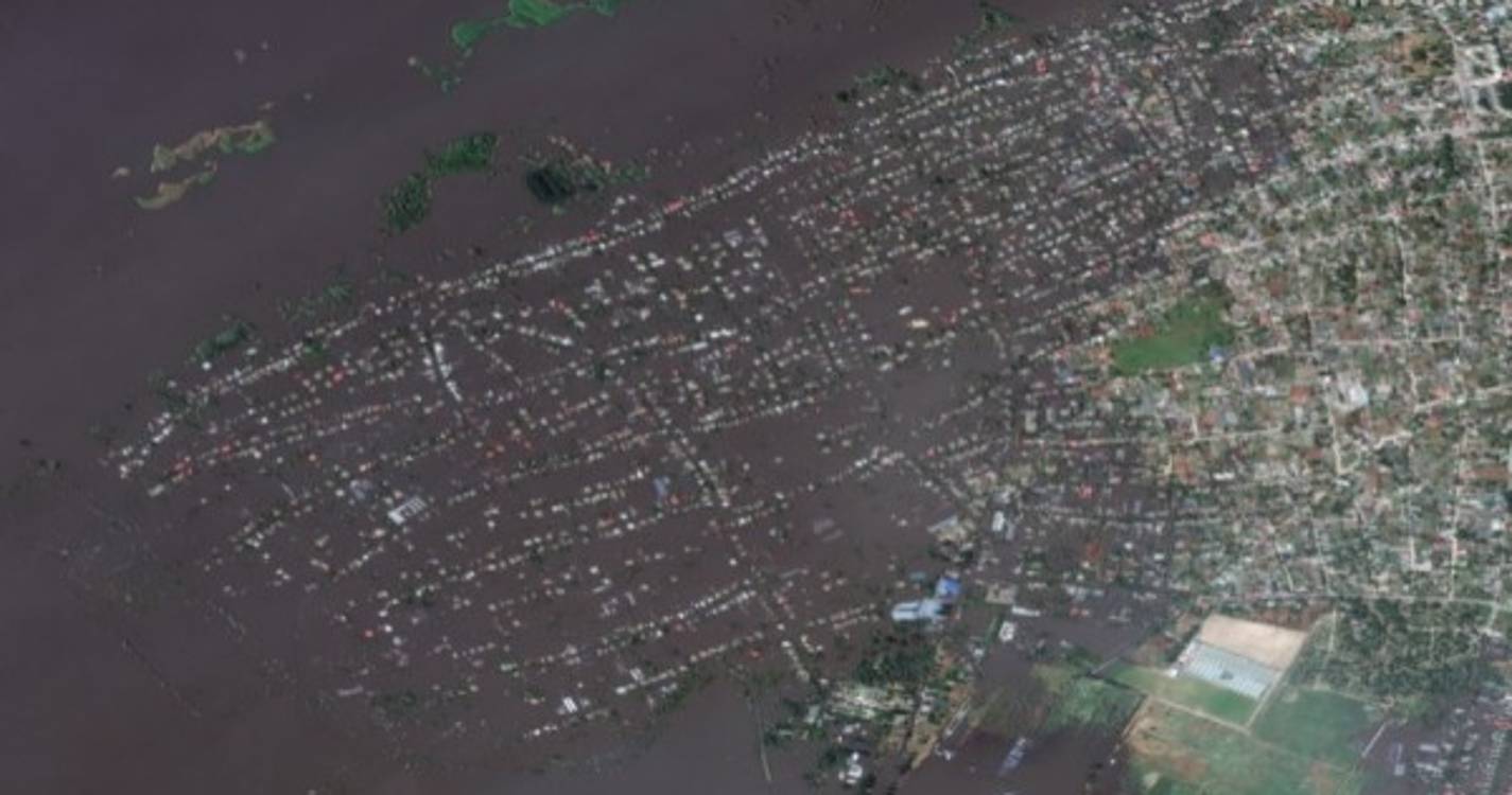 Ucrânia: Mais de mil habitações livres da água da barragem Kakhovka