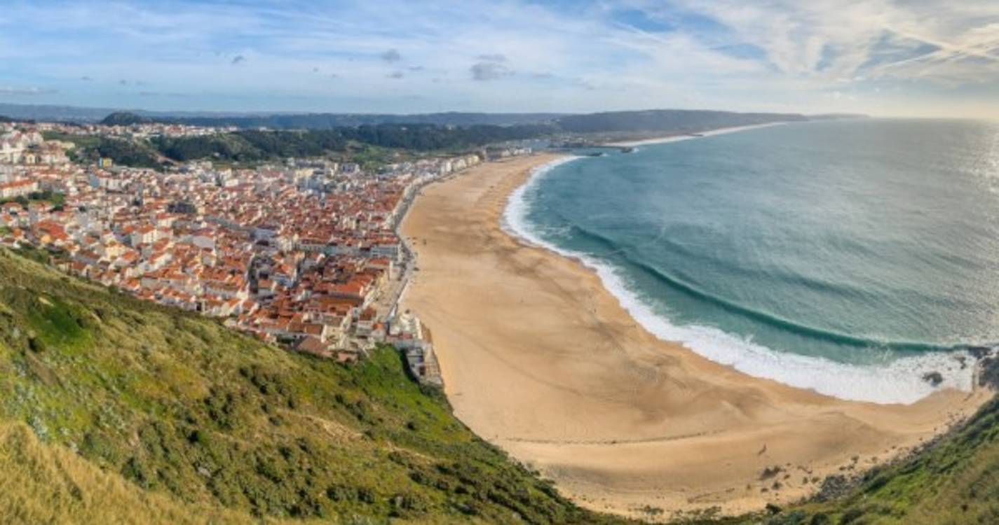 Homem com pulseira eletrónica por violência doméstica contra a mãe