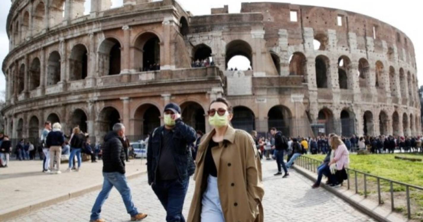 Covid-19: Itália volta a impor quarentena a viajantes do Reino Unido