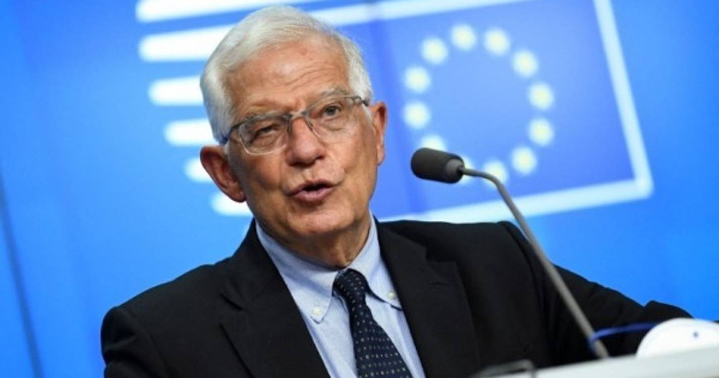 Ucrânia: UE apela a maior isolamento da Rússia e reforça ajuda militar em 500 ME