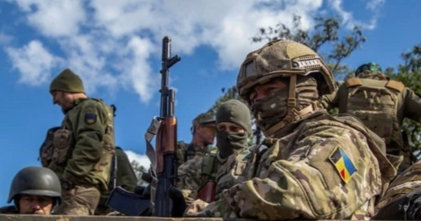 Forças ucranianas assumem controlo de cidade em região anexada