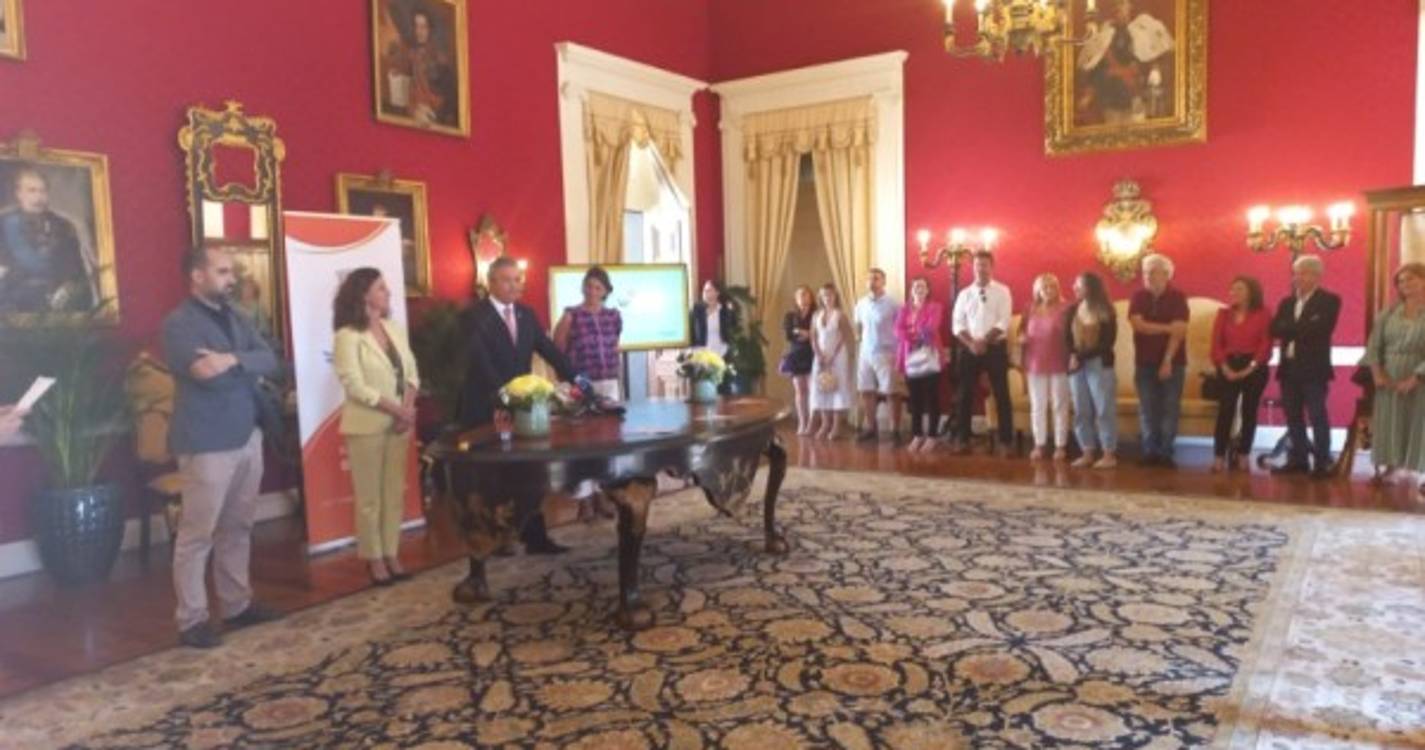 CMF assina programas de apoio ao comércio local