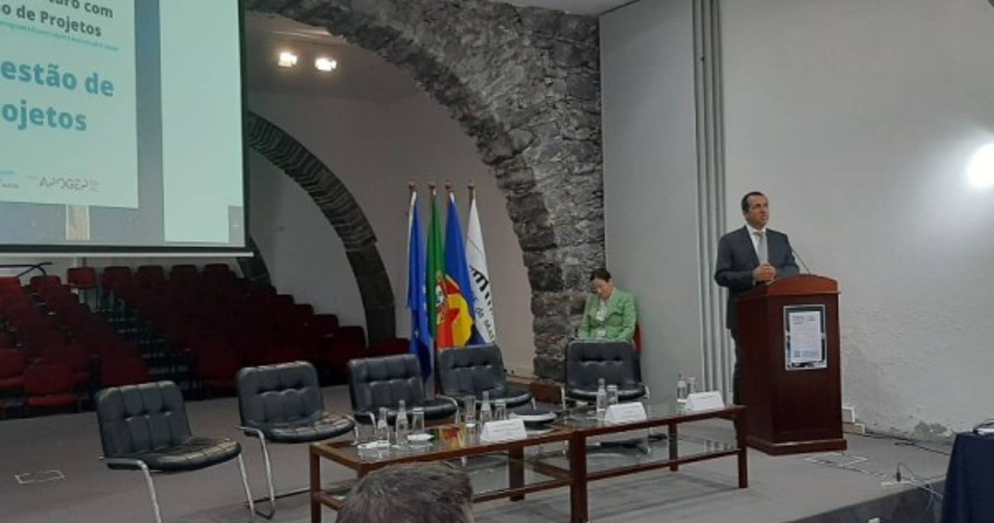 Autarquia do Funchal quer desburocratizar mais o atendimento eletrónico