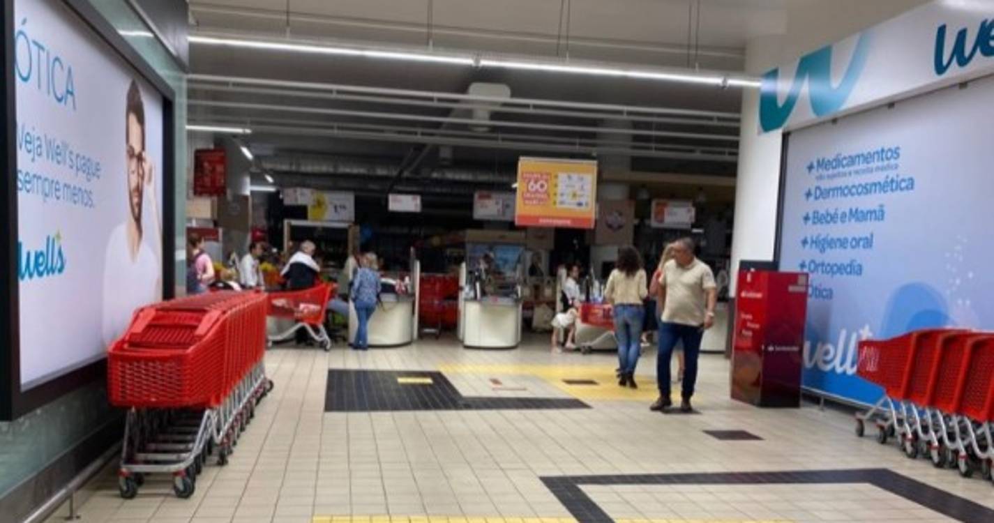 Continente dos Viveiros "às escuras"