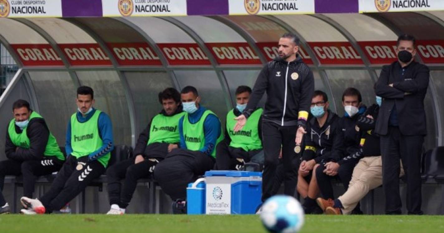 Nacional goleado pelo Feirense no último jogo da época