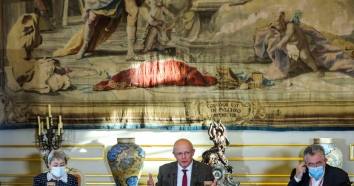 Emigração portuguesa em 2020 foi a mais baixa nos últimos 20 anos
