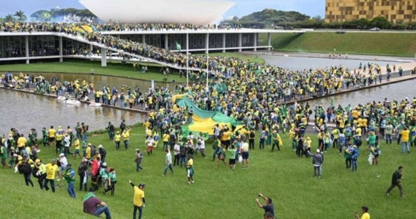 Brasil: China opõe-se fortemente a ataques violentos