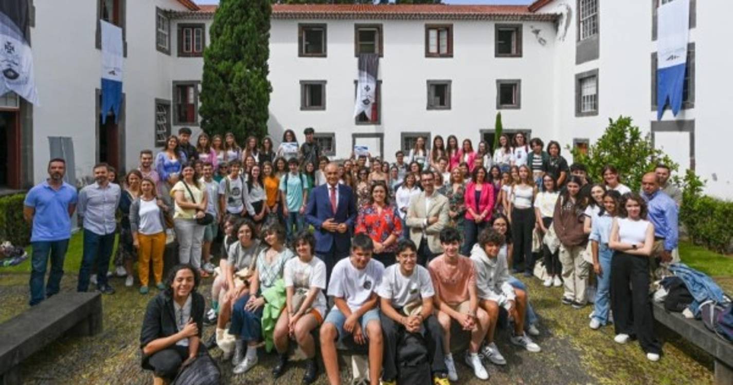 Escolas de Santa Cruz e Francisco Franco vencem concurso Europe Calling