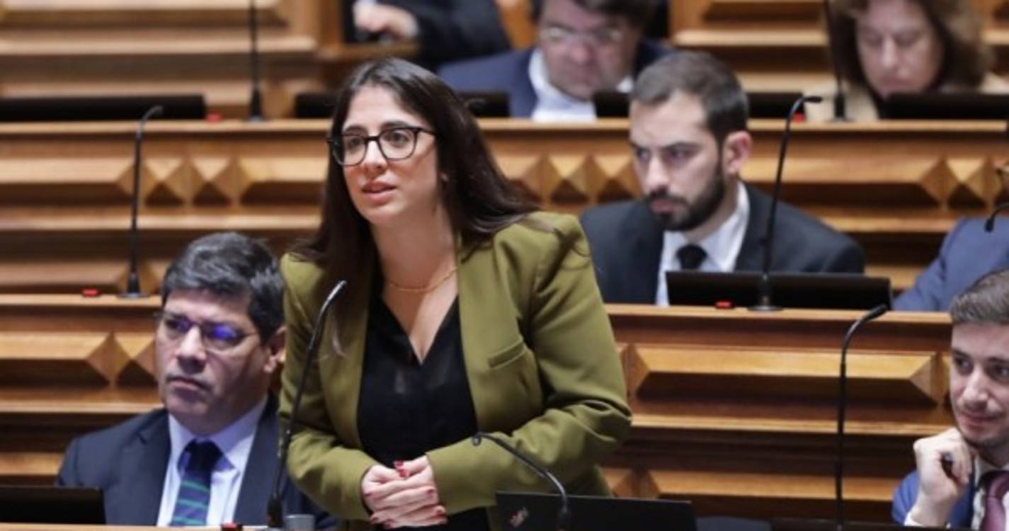 PS diz que arrendamento forçado de casas devolutas "é justo", oposição critica falta de detalhes