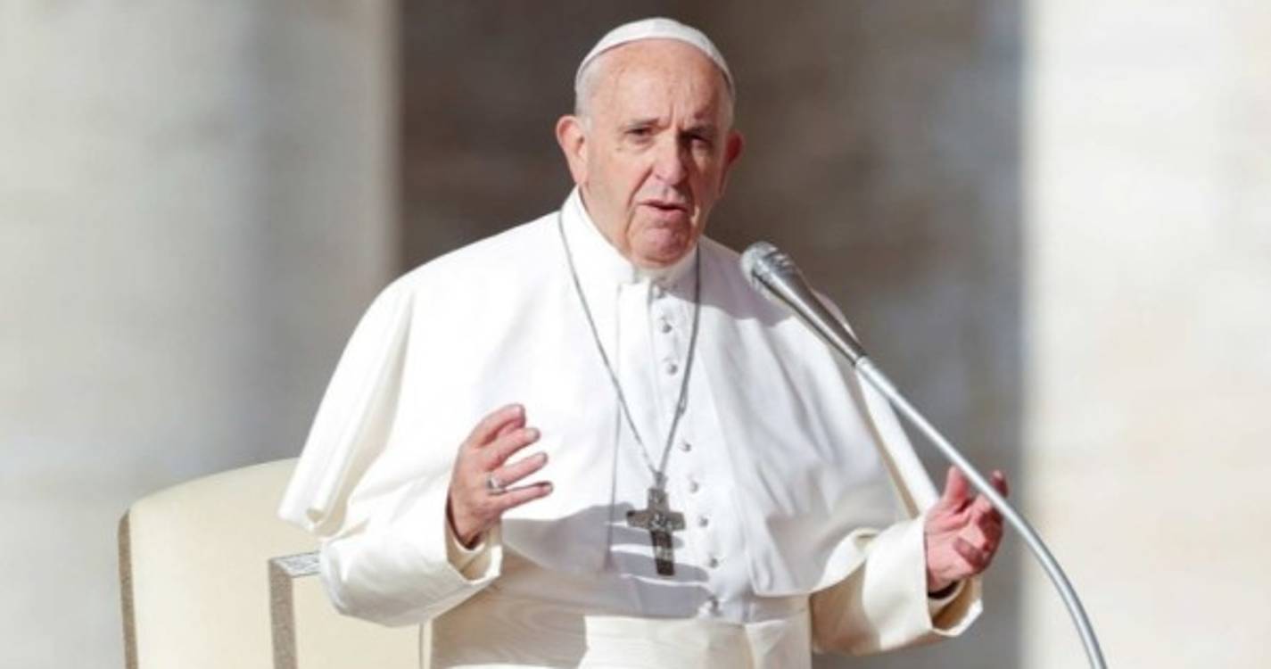 Papa lembra vítimas de chuvas torrenciais no Brasil