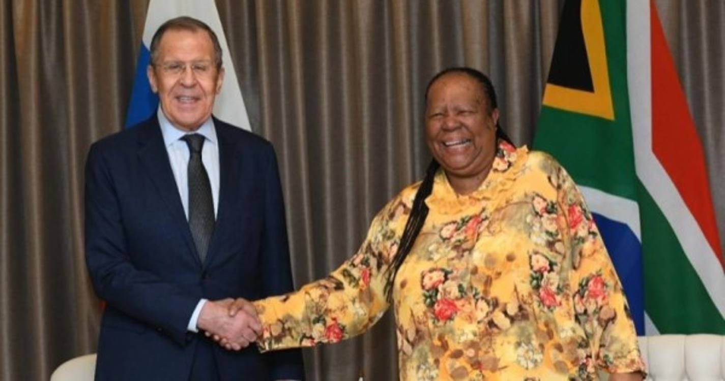 Ucrânia: África do Sul declara-se "amiga" da Rússia