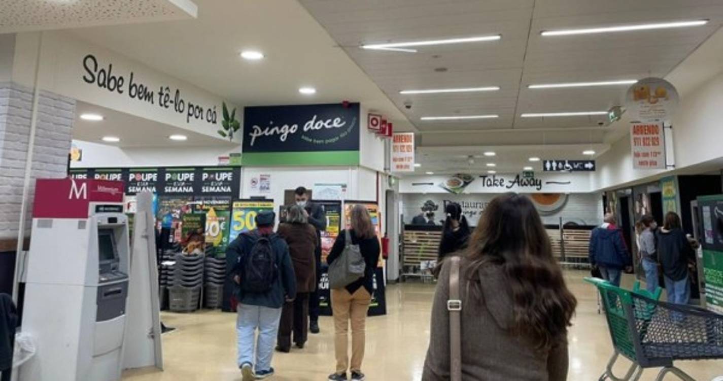 Entradas no Pingo Doce controladas 'uma a uma'