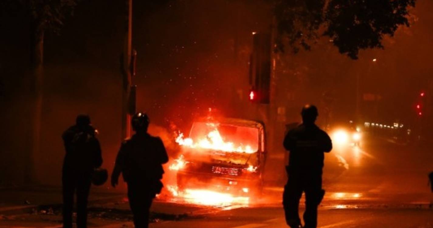 França: Violência urbana diminuiu durante a noite