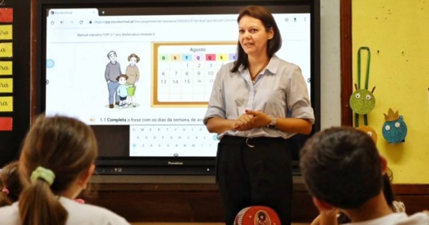 Município da Ponta do Sol entrega manuais escolares gratuitos ao 1.º Ciclo