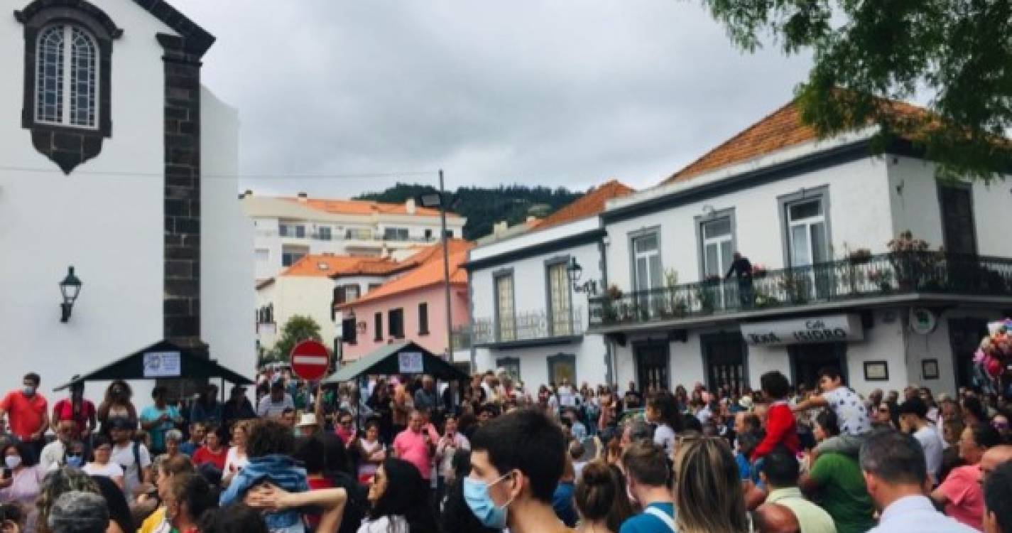 Cortejo da Festa da Cebola atrai multidão ao Caniço (com fotos)