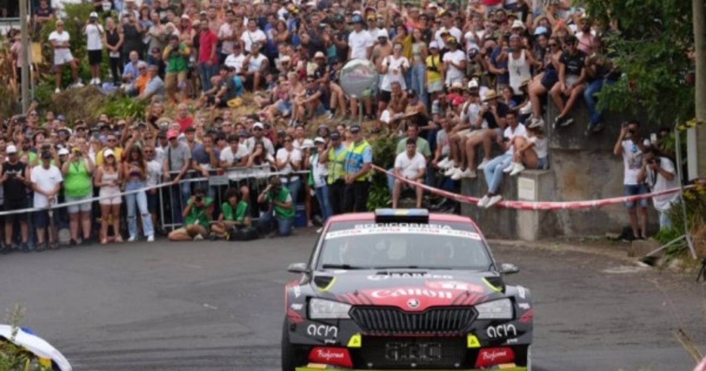 Alexandre Camacho deixa Bruno Magalhães a 15,3 segundos